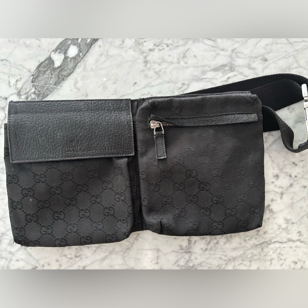 Gucci Black Canvas Fanny Pack /Crossbody Bag w silver buckle